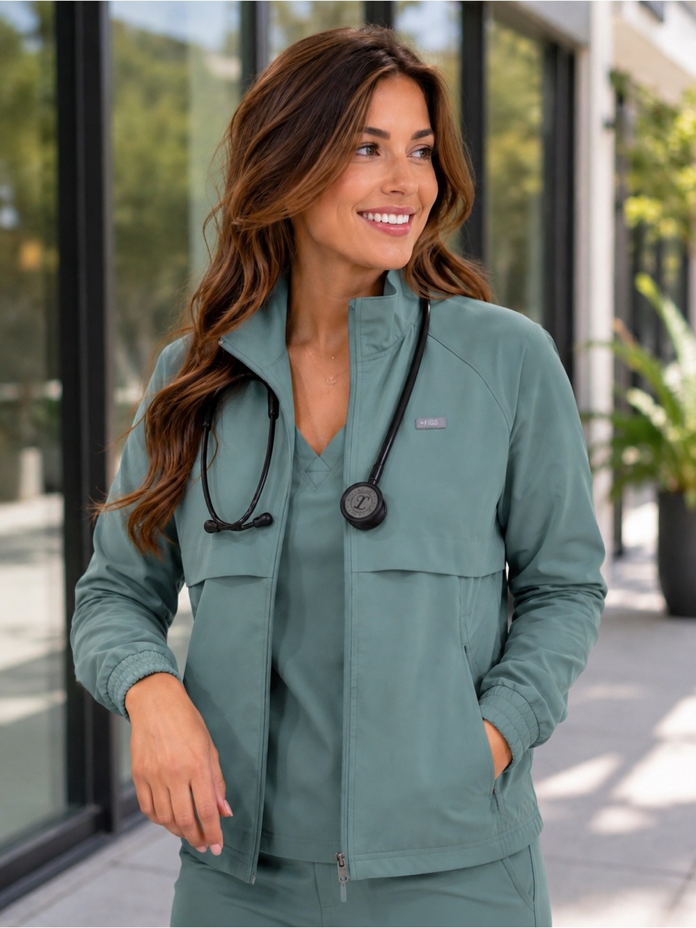 NWOT FIGS Sydney Scrub Jacket HydroGreen Size Small